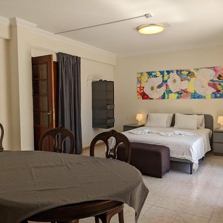 La Em Cima Apartment Sesimbra Bagian luar foto